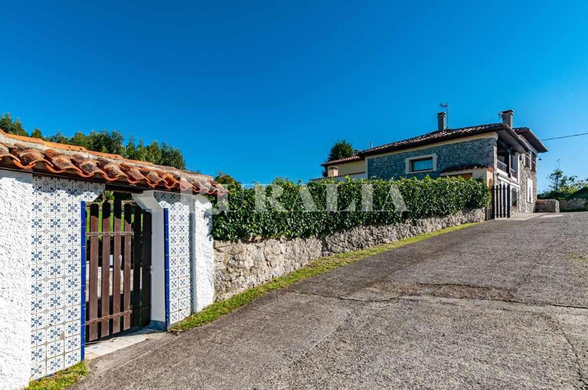 Casa Carmen 5 Situada En Una Zona Muy Tranquila A Кольера Экстерьер фото